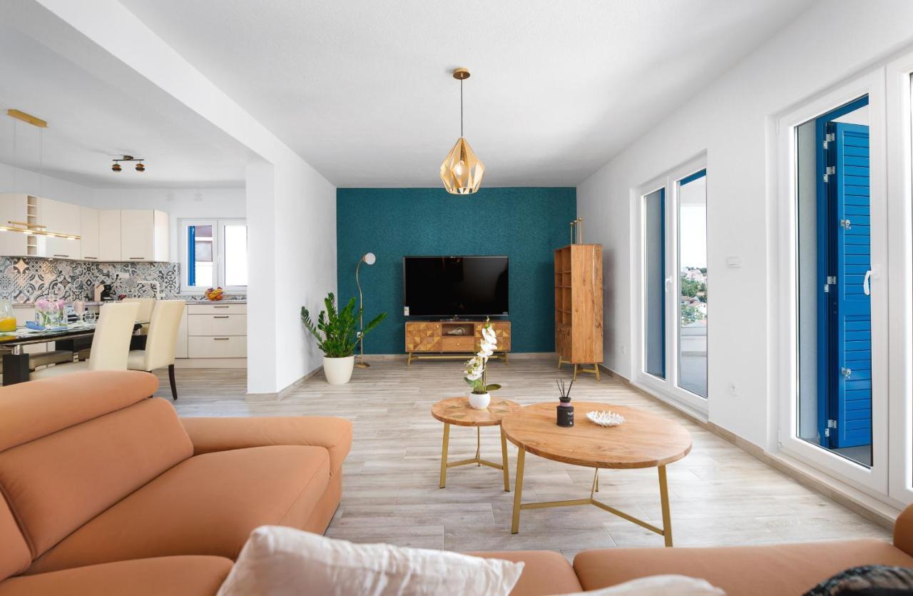 Villa Miholina - With Heated Swimming Pool Τρογκίρ Εξωτερικό φωτογραφία